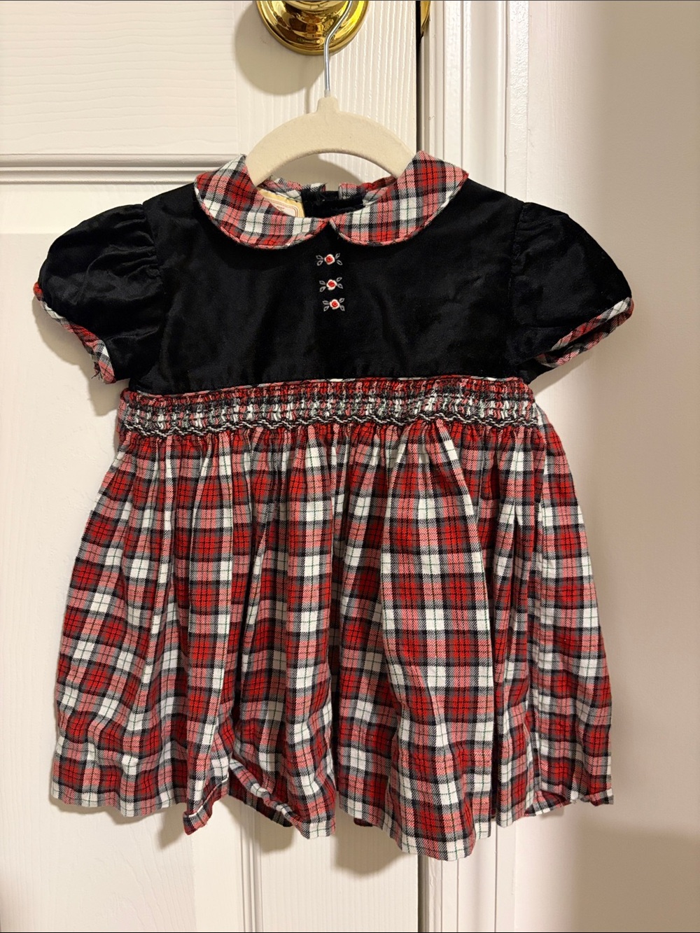 Carriage Boutique Black Velvet & Red Plaid Holiday Dress